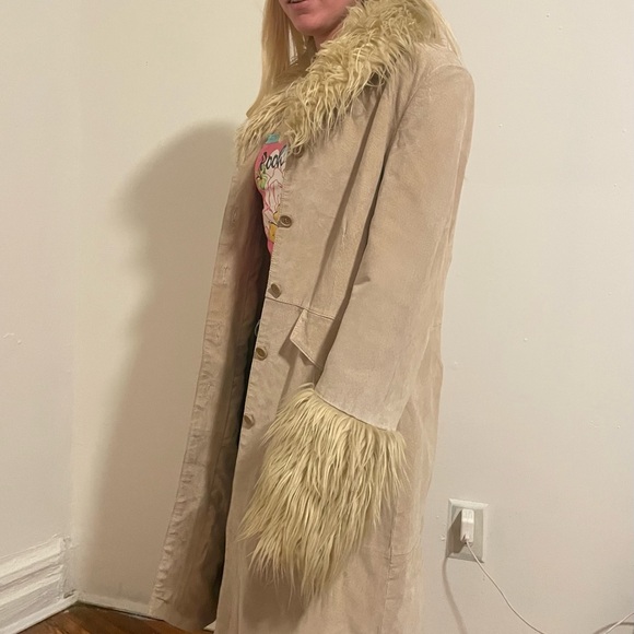 Vintage Faux Fur Coat - Picture 4 of 4